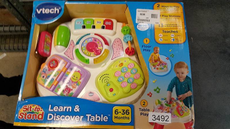 lot 3492 image: VTech Sit-to-Stand Learn & Discover Table - Pink