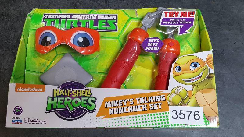 lot 3576 image: TMNT 2-Pc. Dress-Up Set  Michelangelo