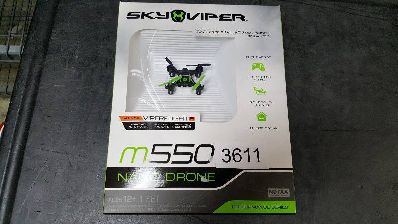 lot 3611 image: Sky Viper Nano Quadcopter Drone - 01731