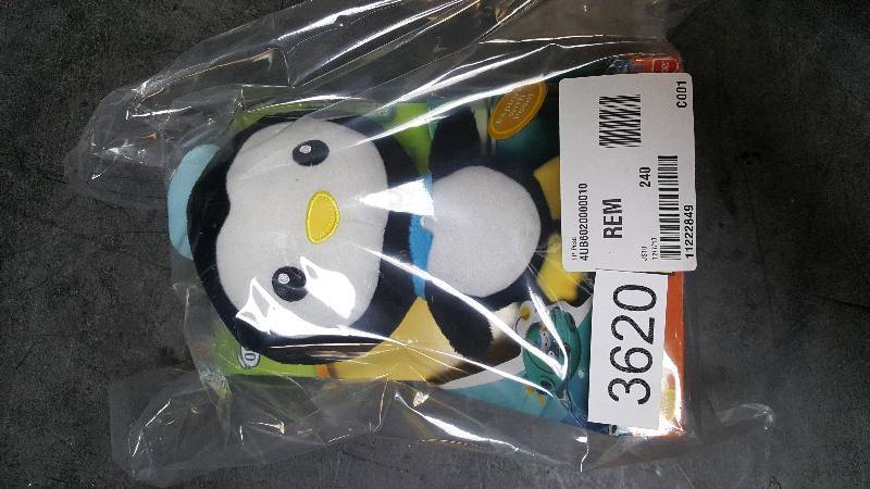 lot 3620 image: Fisher-Price Octonauts Peso Plush Toy