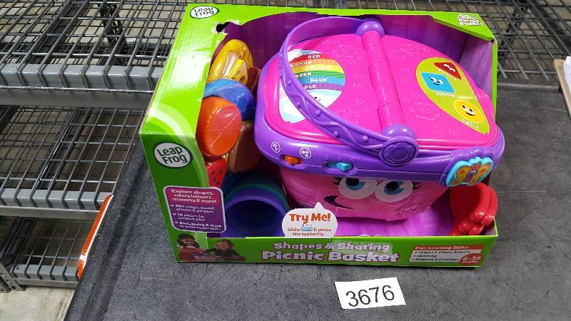 lot 3676 image: LeapFrog Shapes & Sharing Picnic Basket