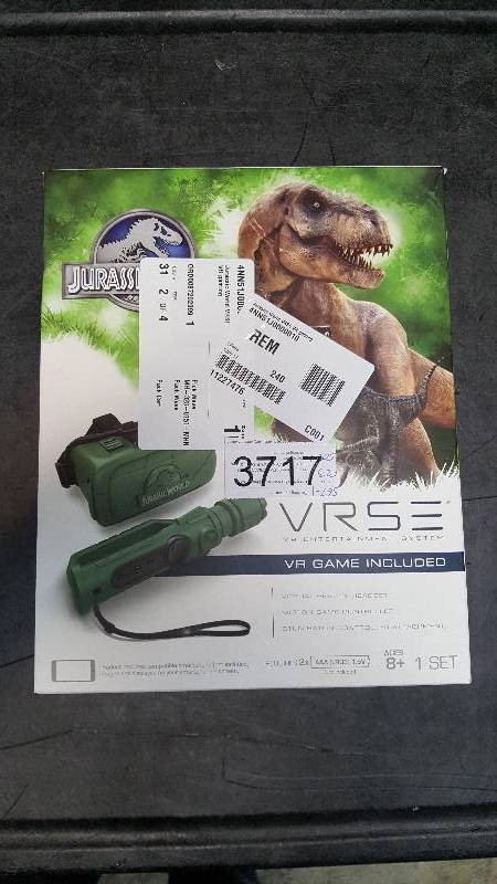 lot 3717 image: VRSE Jurassic World VR Headset with Controller and Game - 01764
