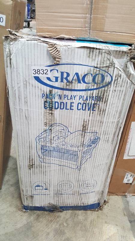 lot 3832 image: Graco Rittenhouse Pack n Play with Cuddle Cove