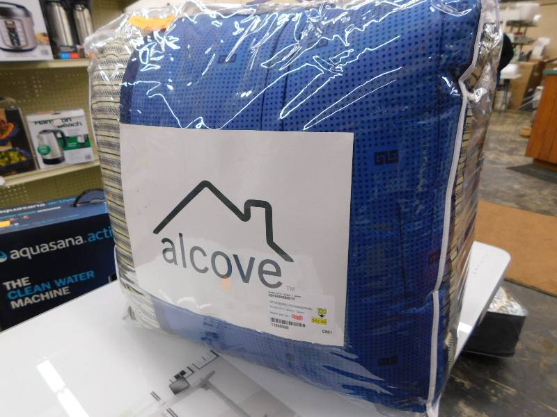 ALCOVE BEDDING SET