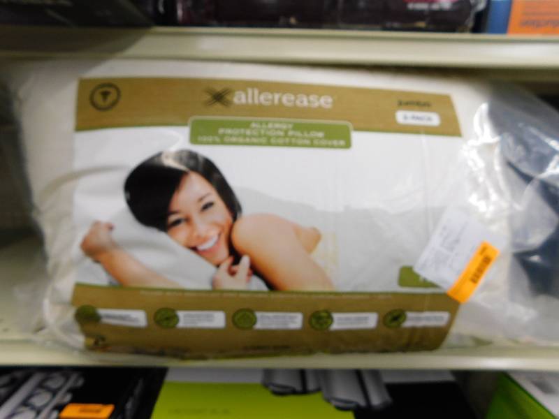ALLEREASE JUMBO SIZE PILLOW