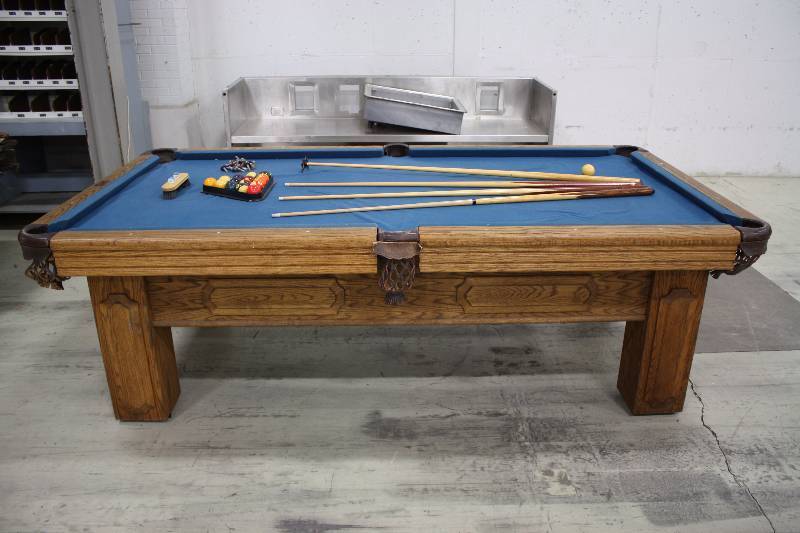 lot 13 image: American Classics Pool Table