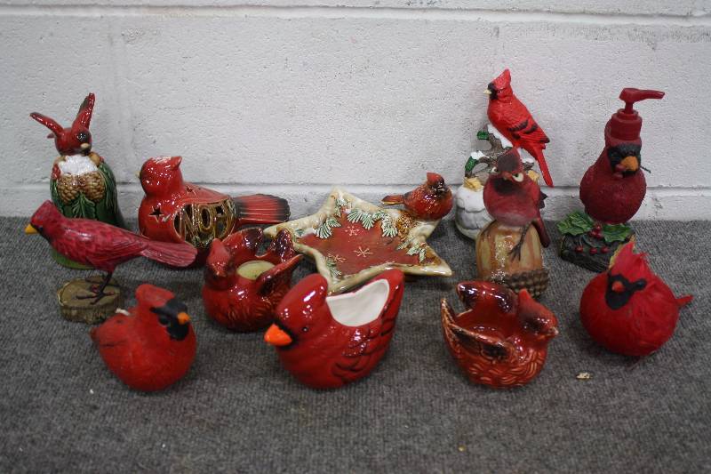 lot 70A image: Bird knick-knacks Decorations #1