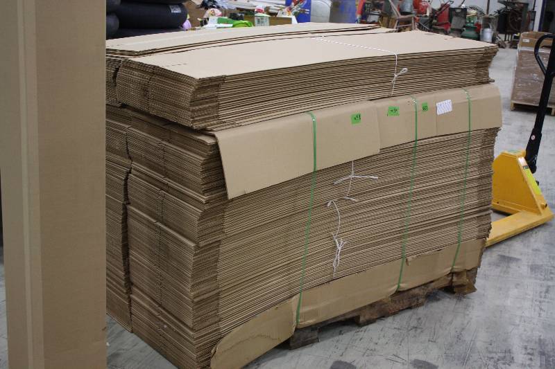 lot 59 image: Lot of Boxes - New 100Qty