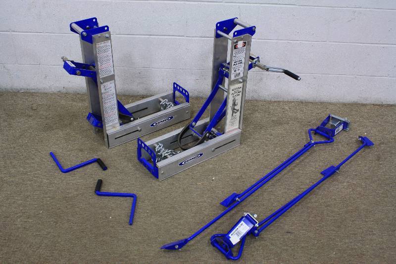 lot 3 image: Werner Pump Jacks - New