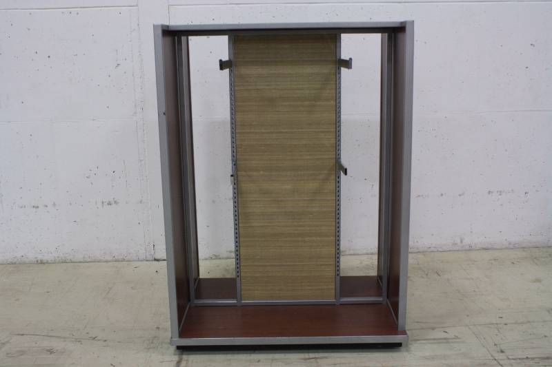 lot 78 image: Retail Display on Casters
