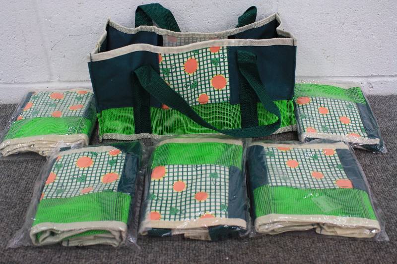 lot 163 image: Gardening Hand Totes 5qty - NEW
