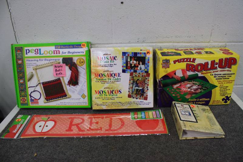 lot 241 image: Arts and Crafts Lot