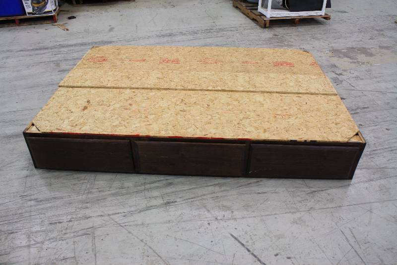 lot 237 image: 6 Drawer Bed Frame