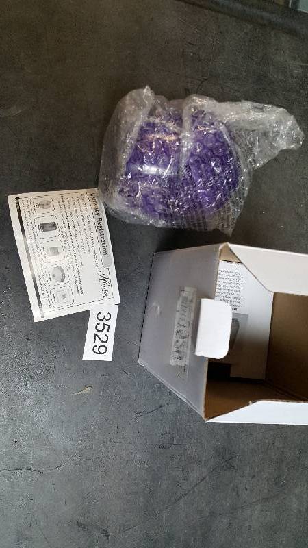 lot 3529 image: Hunter Personal Ultrasonic Humidifier  Purple