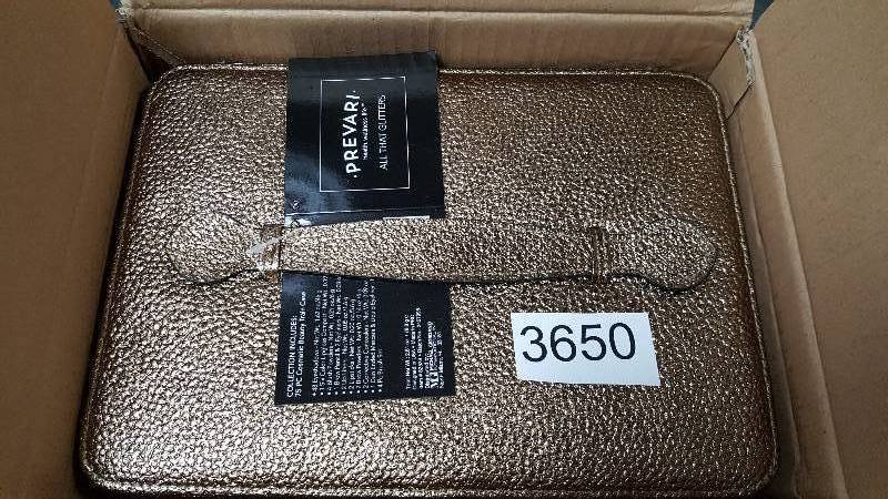 lot 3650 image: Prevari All That Glitters 75-Pc. Cosmetics Beauty Train Case