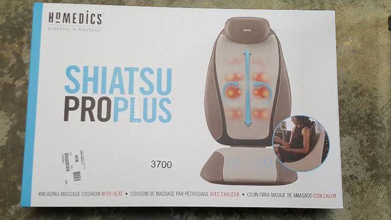 lot 3700 image: Homedics Shiatsu Massage Cushion with Heat
