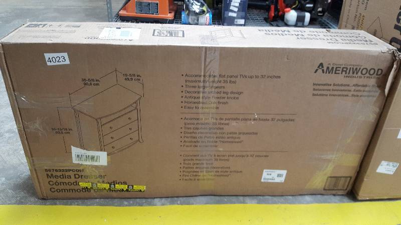 Altra 3-Drawer Media Dresser - Oak