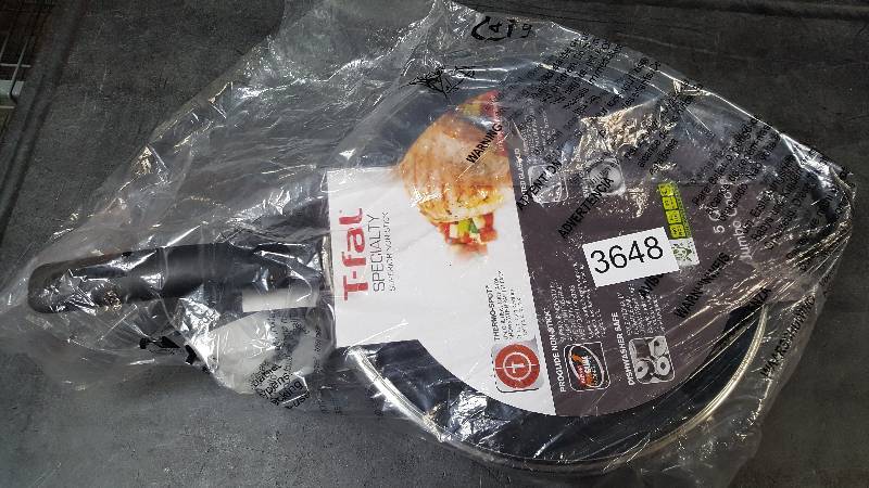 lot 3648 image: T-fal 5-Qt. Jumbo Cooker with Glass Lid