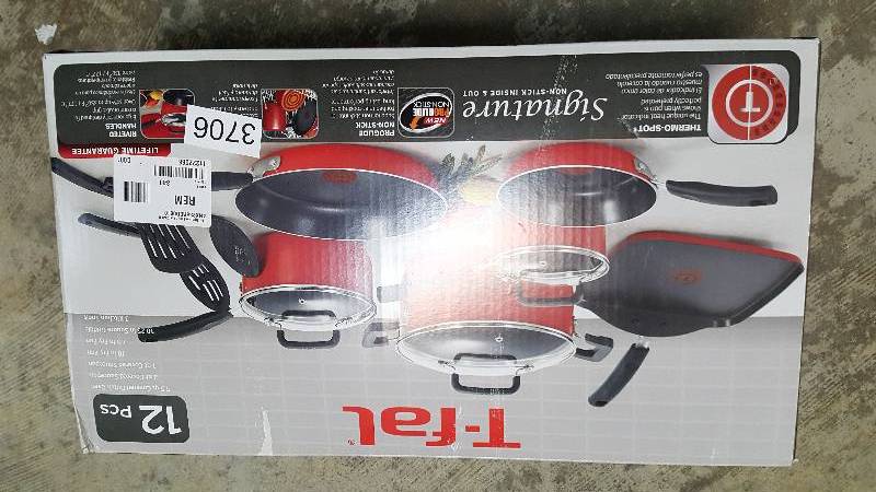lot 3706 image: T-fal Signature 12-Pc. Nonstick Cookware Set - Red