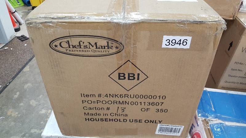 lot 3946 image: Chefs Mark 10-Qt. Electric Pressure Cooker with Slow Cook Function