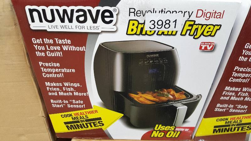 lot 3981 image: NuWave Brio Digital Air Fryer