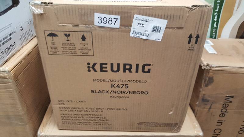 lot 3987 image: Keurig Plus Series K475 Brewing System - Black