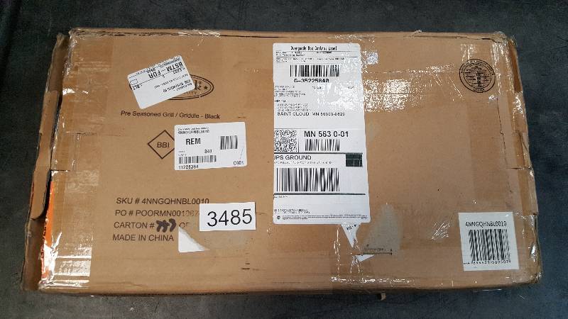 lot 3485 image: Chefs Mark Reversible Pre-Seasoned Cast Iron GrillGriddle