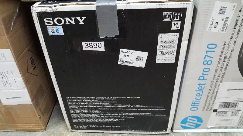 lot 3890 image: Sony 3D Blu-ray Home Theater System with Wi-Fi