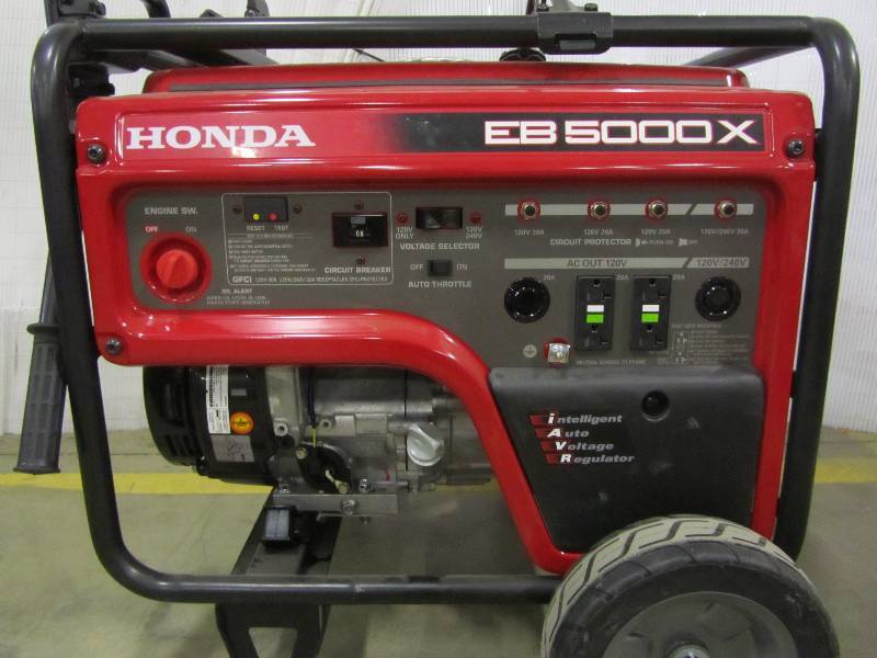 lot 11 image: Honda 5,000-Watt Gasoline Portable Generator with GFCI Outlet Protection and iGX OHV Commercial Engine