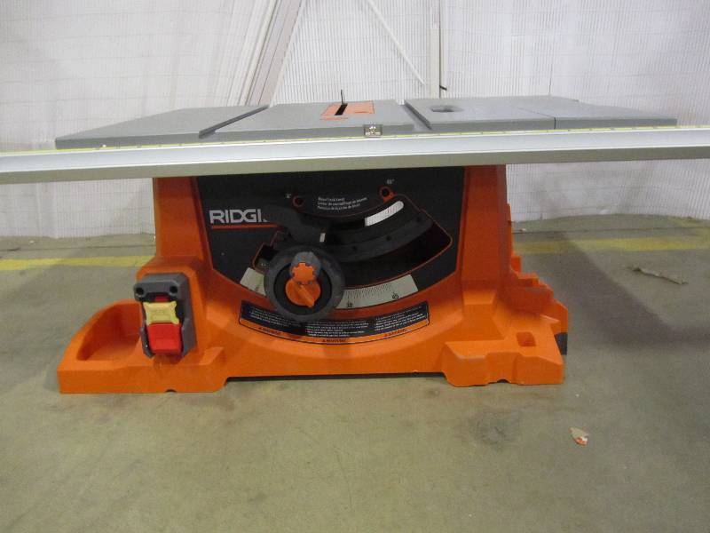lot 17 image: RIDGID 15 Amp 10 in. Heavy-Duty Portable Table Saw