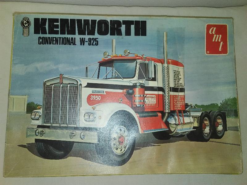 lot 39 image: AMT Kenworth Conventional W-925 KW Semi Cab tractor truck