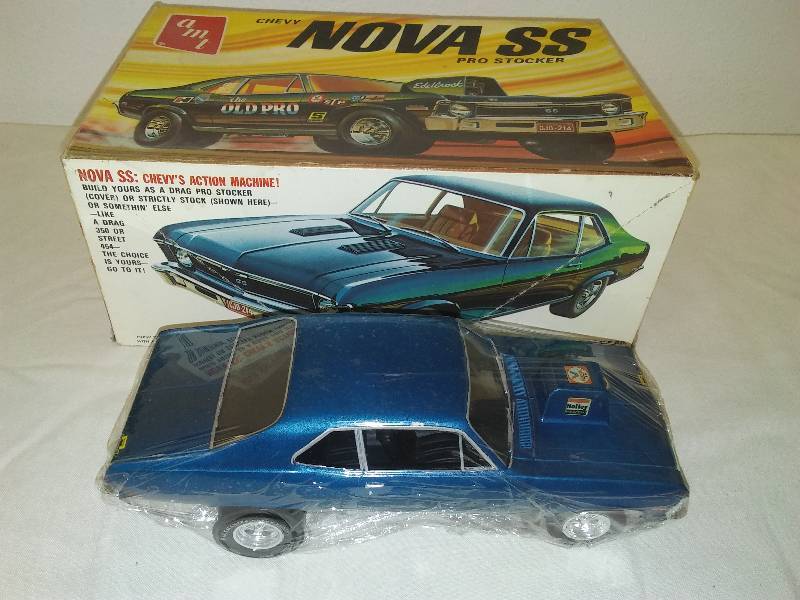 lot 72 image: AMT Chevy Nova SS Pro Stocker 454, T365-225 assembled