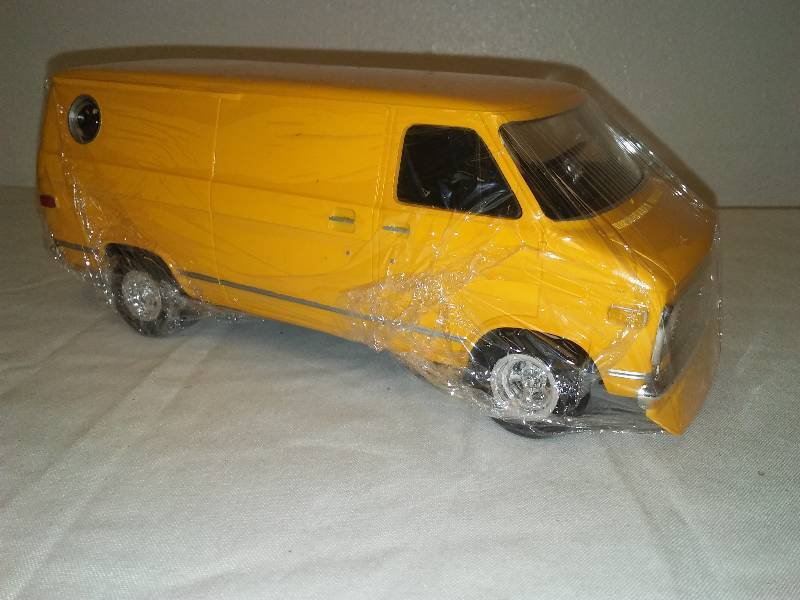 lot 134 image: Sunrise Yellow Chevy Van, assembled