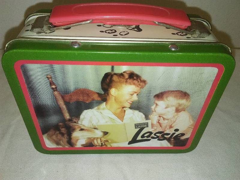 lot 18 image: Lassie Lunch Box, Excellent