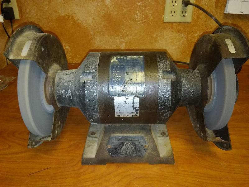 lot 35 image: Buffalo Electric Grinder