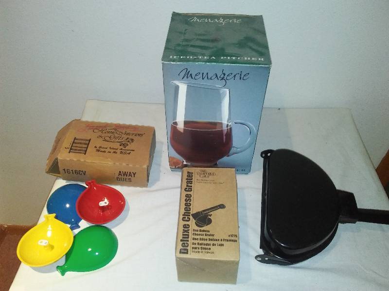 lot 147 image: Kitchen Pampered Chef Home Interiors and more