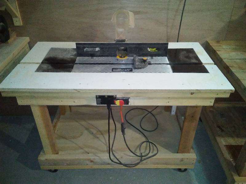 lot 7 image: Router Table, Wolff Craft Model 540