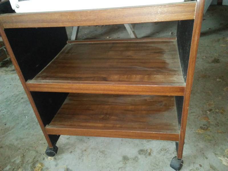 lot 16 image: Wood Rolling Cart, Cart only