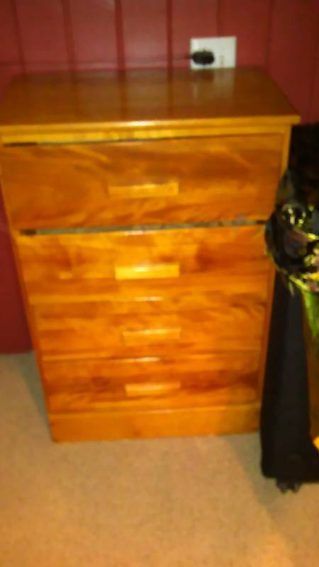 lot 70 image: Small Chest of Drawers, Fabulous