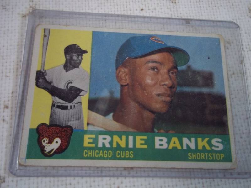 lot 106 image: 1960 Topps Ernie Banks