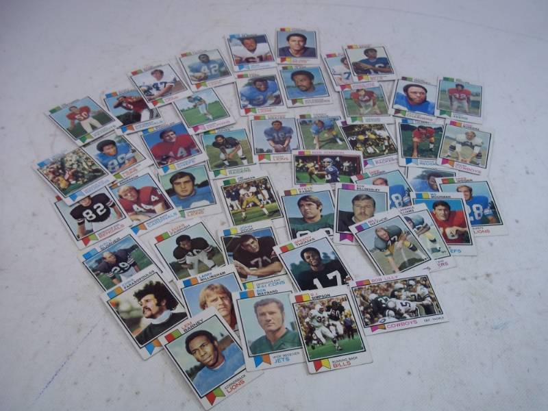 lot 112 image: 45 Plus 1973 Topps Football Cards