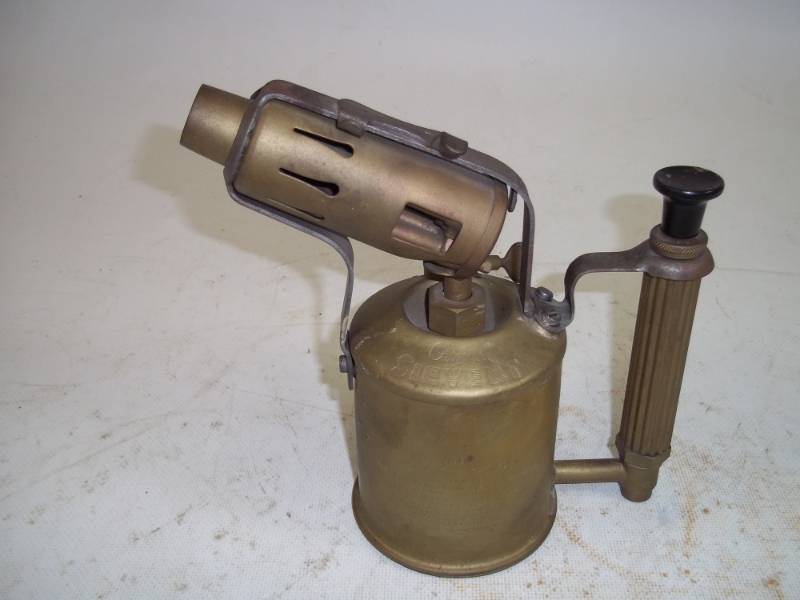 lot 132 image: Vintage Torch