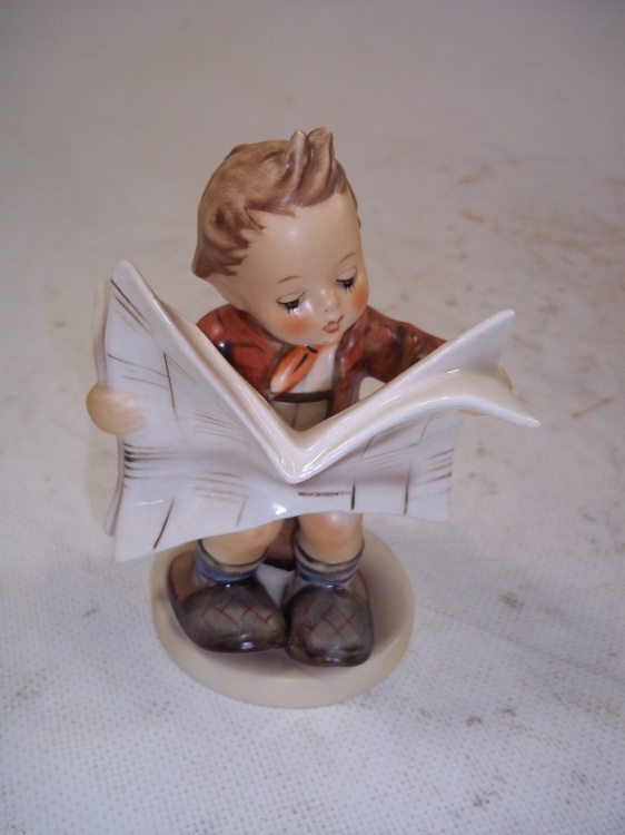 lot 34 image: Vintage Goebel Hummel  Latest News  1960s