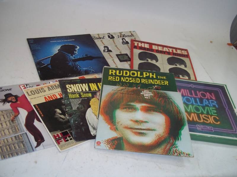 lot 68 image: Vintage Records Beatles, Cash and more