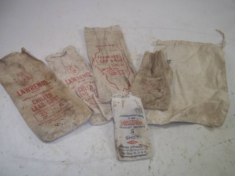 lot 78 image: Old Canvas Lead Shot and Bank Bags