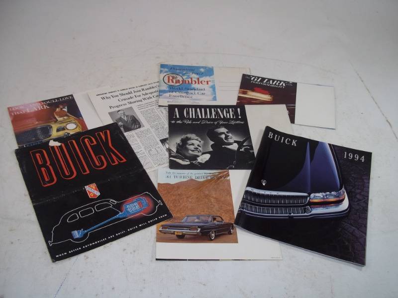 lot 86 image: Vintage Automobile Brochures including original 1938 Buick