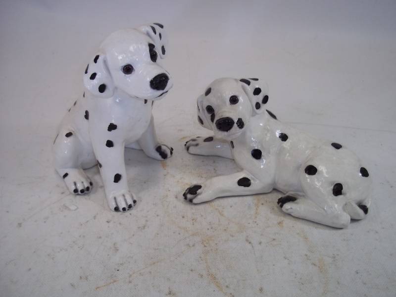 lot 92 image: Pair of Dalmatians heavy figurines