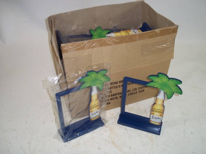 lot 185 image: Box of 19 Corona Menu Holders