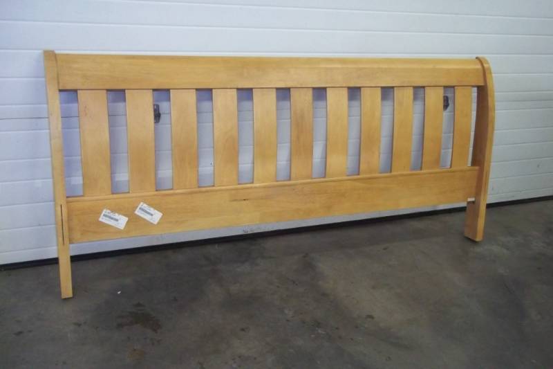 lot 191 image: King Size Headboard