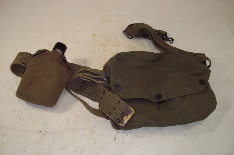 lot 192 image: Canteen and Rucksak